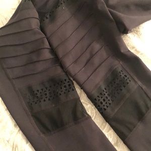 Track & Bliss Small Leggings